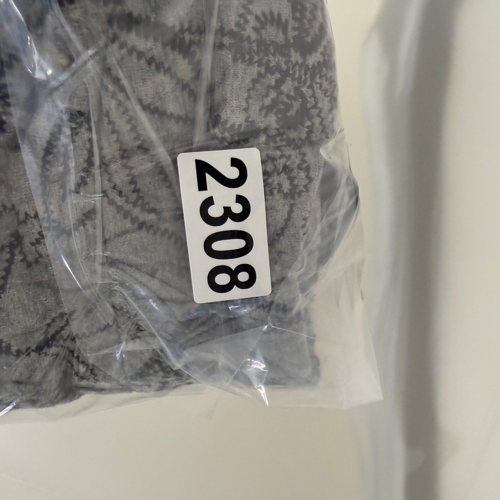 Anthropologie Knitted & Knotted Burke Embellished Bomber Jacket Black Floral XS - Picture 12 of 15
